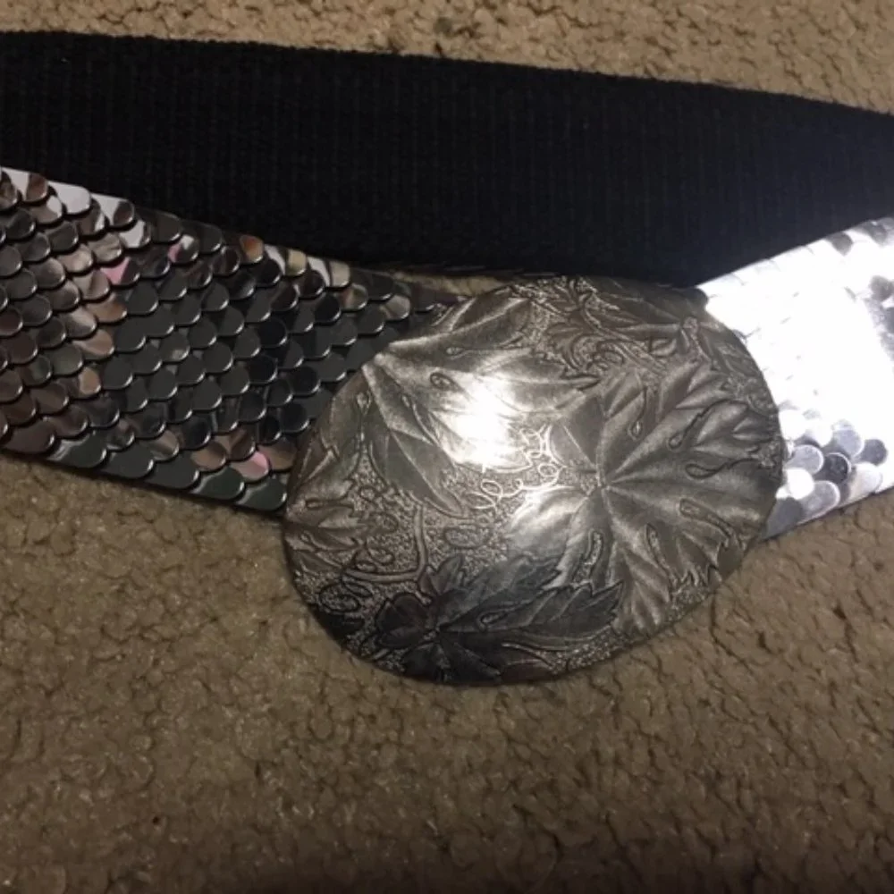 VTG 90's Shiny Silver Metal Reptile Scale Stretch Elastic Belt Silver Buckle